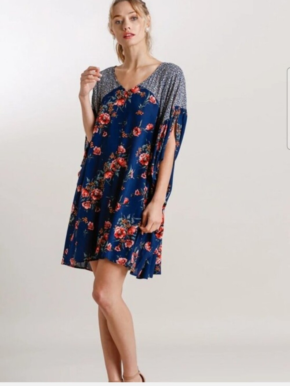 Umgee Navy Floral V-Neck Swing Dress with Roses